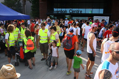 Fun Run Fundaci PortAventura, 2013 Calentamiento y salida