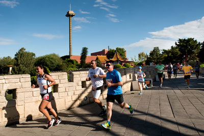 Fun Run Fundaci PortAventura, 2015 Por dentro del parque