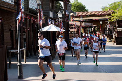 Fun Run Fundaci PortAventura, 2015 Por dentro del parque